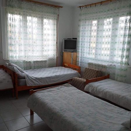Penzion Pihenes A Malomtonal Privat Berlemeny Tapolca Exteriér fotografie