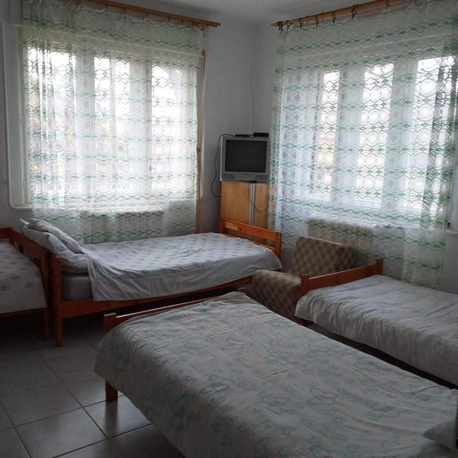 Penzion Pihenes A Malomtonal Privat Berlemeny Tapolca Exteriér fotografie