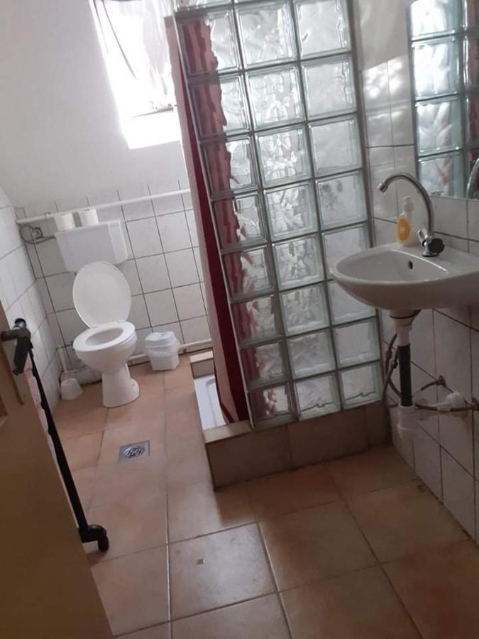 Penzion Pihenes A Malomtonal Privat Berlemeny Tapolca Exteriér fotografie